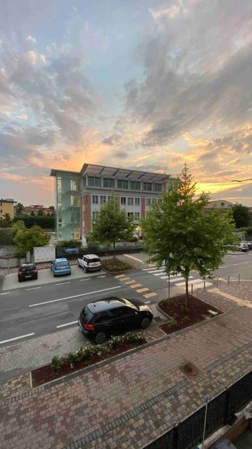 Lotus Home Eleganza E Accoglienza A Mantova Mântua Exterior foto
